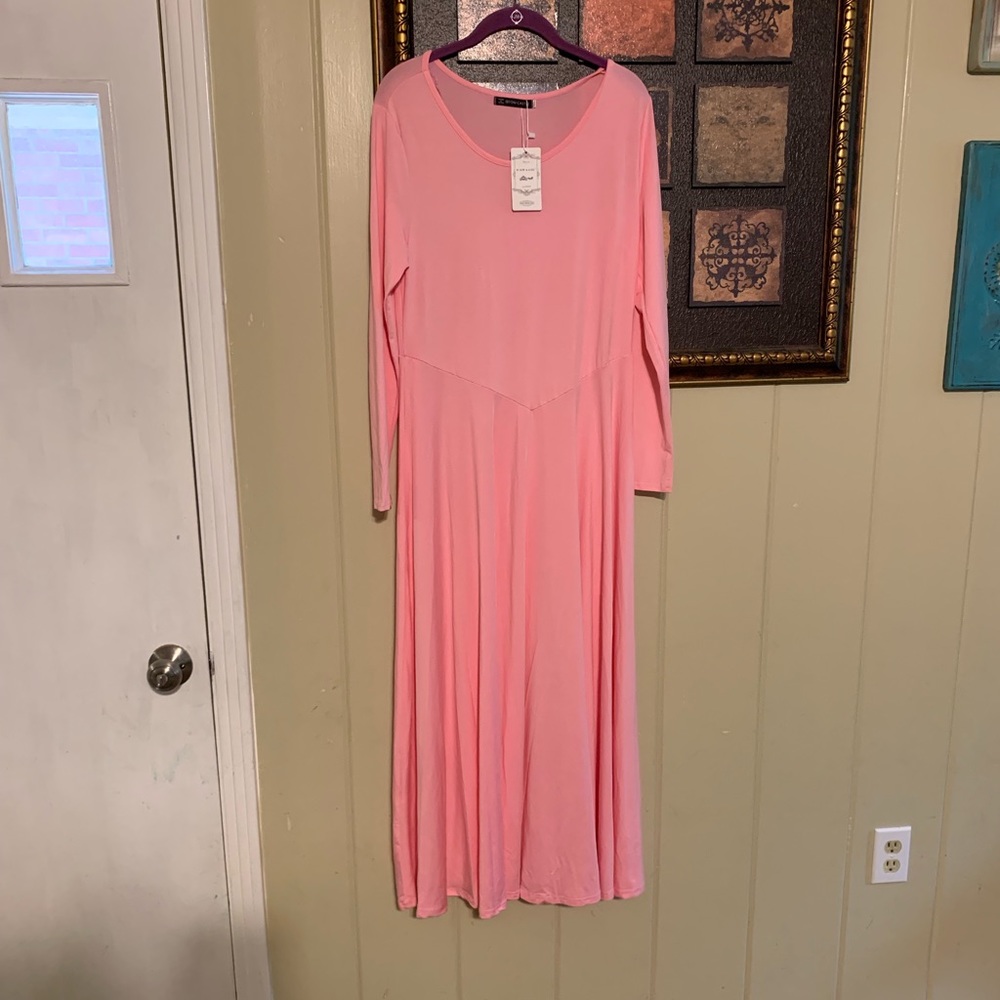 ‼️SOLD‼️Pink long maxi dress NEVER WORN